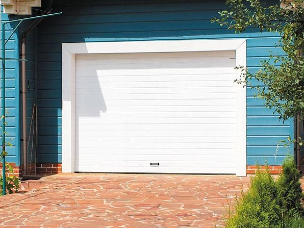 Секционные ворота 2500х2100 мм белые DoorHan RSD02, cherkessk.doorhan.ru