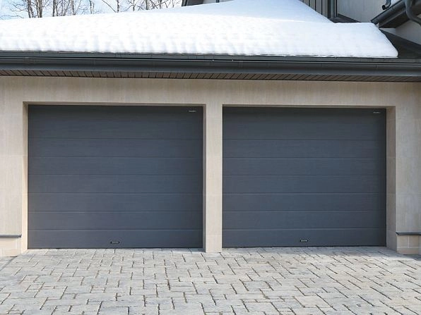 Секционные ворота 2500х2050 мм антрацитовые DoorHan RSD02, cherkessk.doorhan.ru